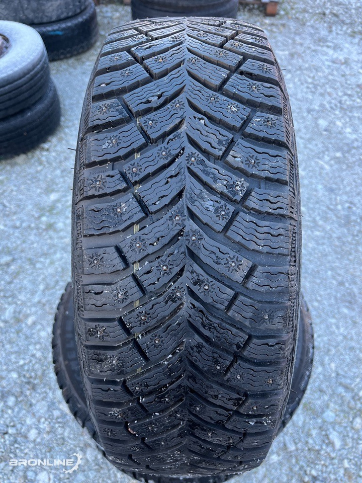 Veljekomplekt naastrehvidega 195/65/R15 - 휠 및 타이어 패키지 밴 용 : 사진 4 Veljekomplekt naastrehvidega 195/65/R15 - 휠 및 타이어 패키지 밴 용 : 사진 4