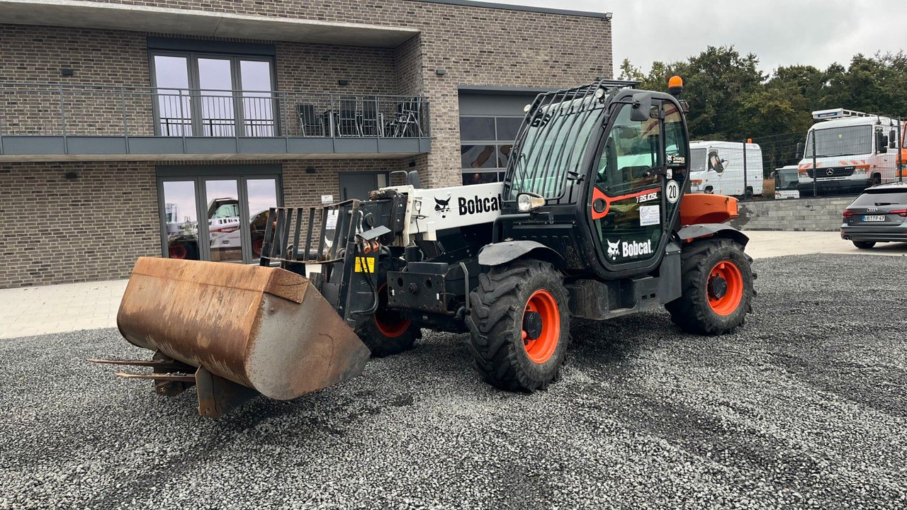 Bobcat T35.105LB Teleskoplader 7600 Kg Gabel Schaufel - 자재 취급 장비 : 사진 2 Bobcat T35.105LB Teleskoplader 7600 Kg Gabel Schaufel - 자재 취급 장비 : 사진 2
