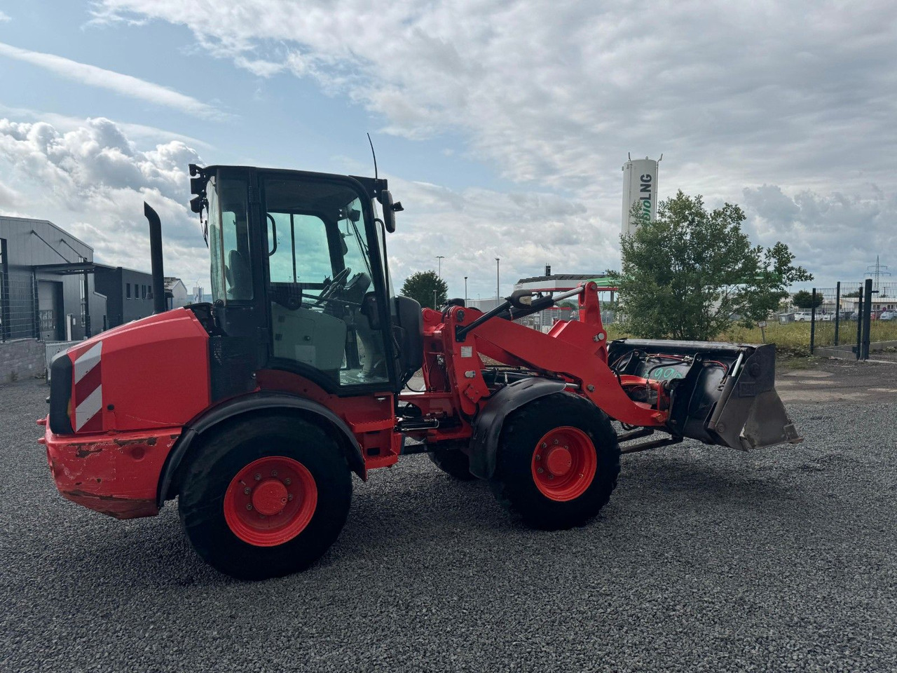 CAT 908M Radlader 6460 Kg Schaufel Gabel - 휠 로더 : 사진 5 CAT 908M Radlader 6460 Kg Schaufel Gabel - 휠 로더 : 사진 5