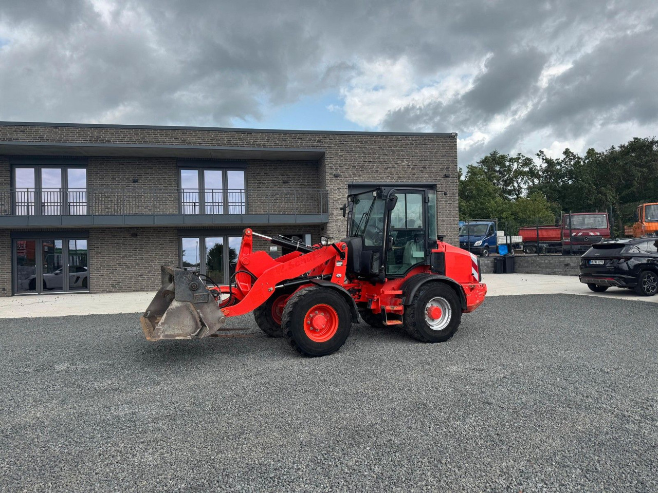 CAT 908M Radlader 6460 Kg Schaufel Gabel - 휠 로더 : 사진 1 CAT 908M Radlader 6460 Kg Schaufel Gabel - 휠 로더 : 사진 1