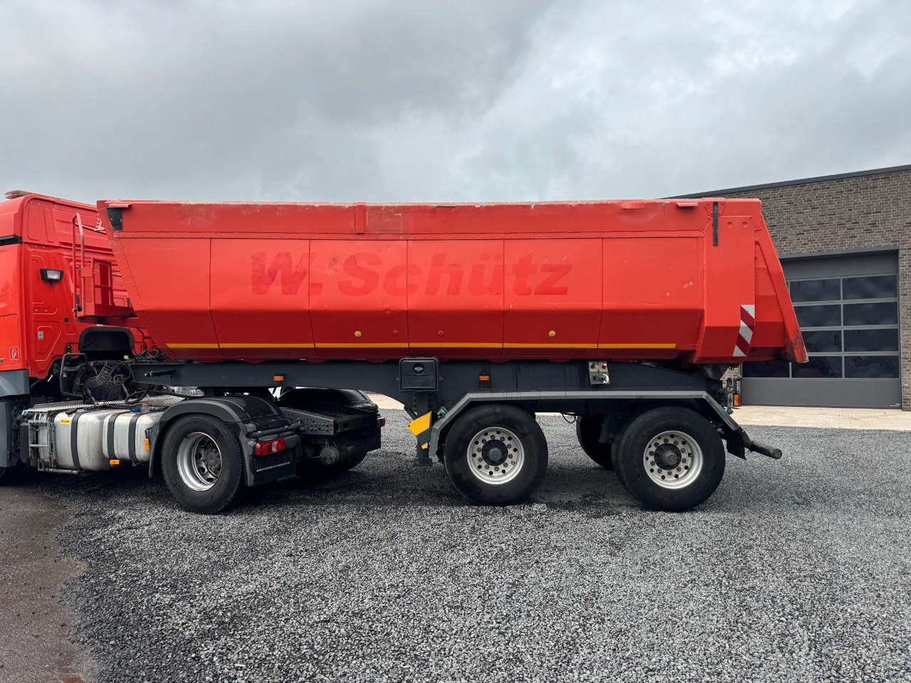 Kempf SKM 31/2 Thermo Mulde Muldenkipper Liftachse BPW - 덤프 세미 트레일러 : 사진 2 Kempf SKM 31/2 Thermo Mulde Muldenkipper Liftachse BPW - 덤프 세미 트레일러 : 사진 2