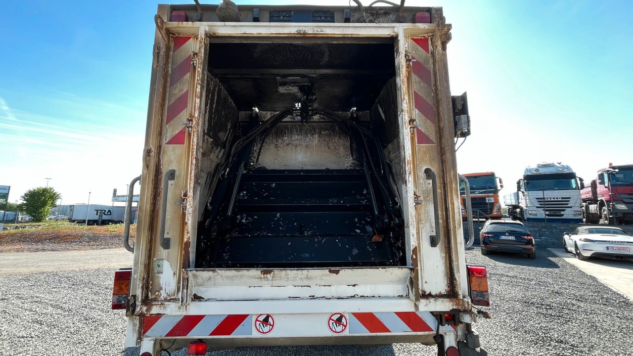 MAN TGS 26.320 6x2 Müllwagen Variopress Faun - 쓰레기차 : 사진 5 MAN TGS 26.320 6x2 Müllwagen Variopress Faun - 쓰레기차 : 사진 5