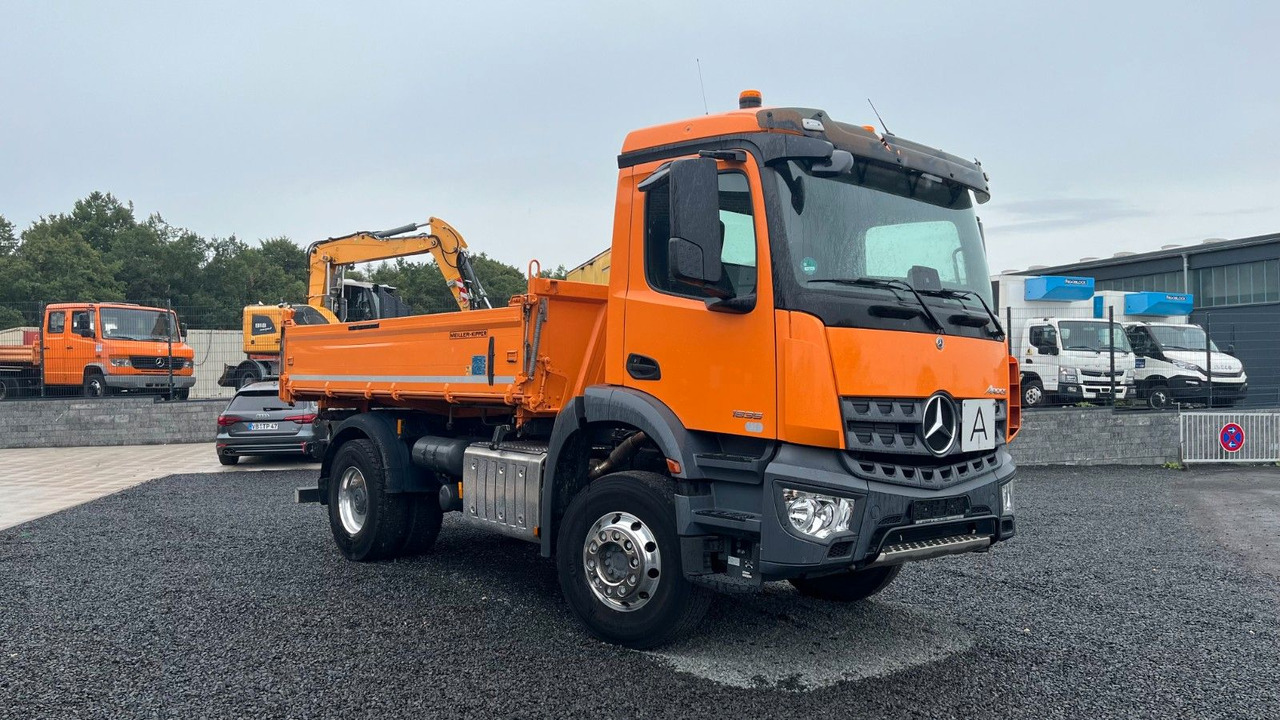 Mercedes-Benz Arocs 1835 Dreiseitenikpper Meiller - 덤프트럭 : 사진 3 Mercedes-Benz Arocs 1835 Dreiseitenikpper Meiller - 덤프트럭 : 사진 3