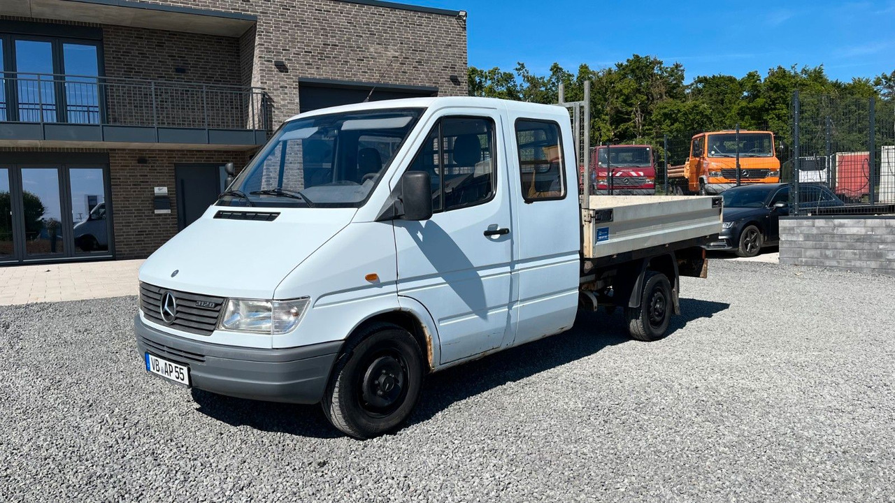 Mercedes-Benz Sprinter 312 D Pritsche Doka - 플랫베드 밴, 콤비 밴 : 사진 2 Mercedes-Benz Sprinter 312 D Pritsche Doka - 플랫베드 밴, 콤비 밴 : 사진 2