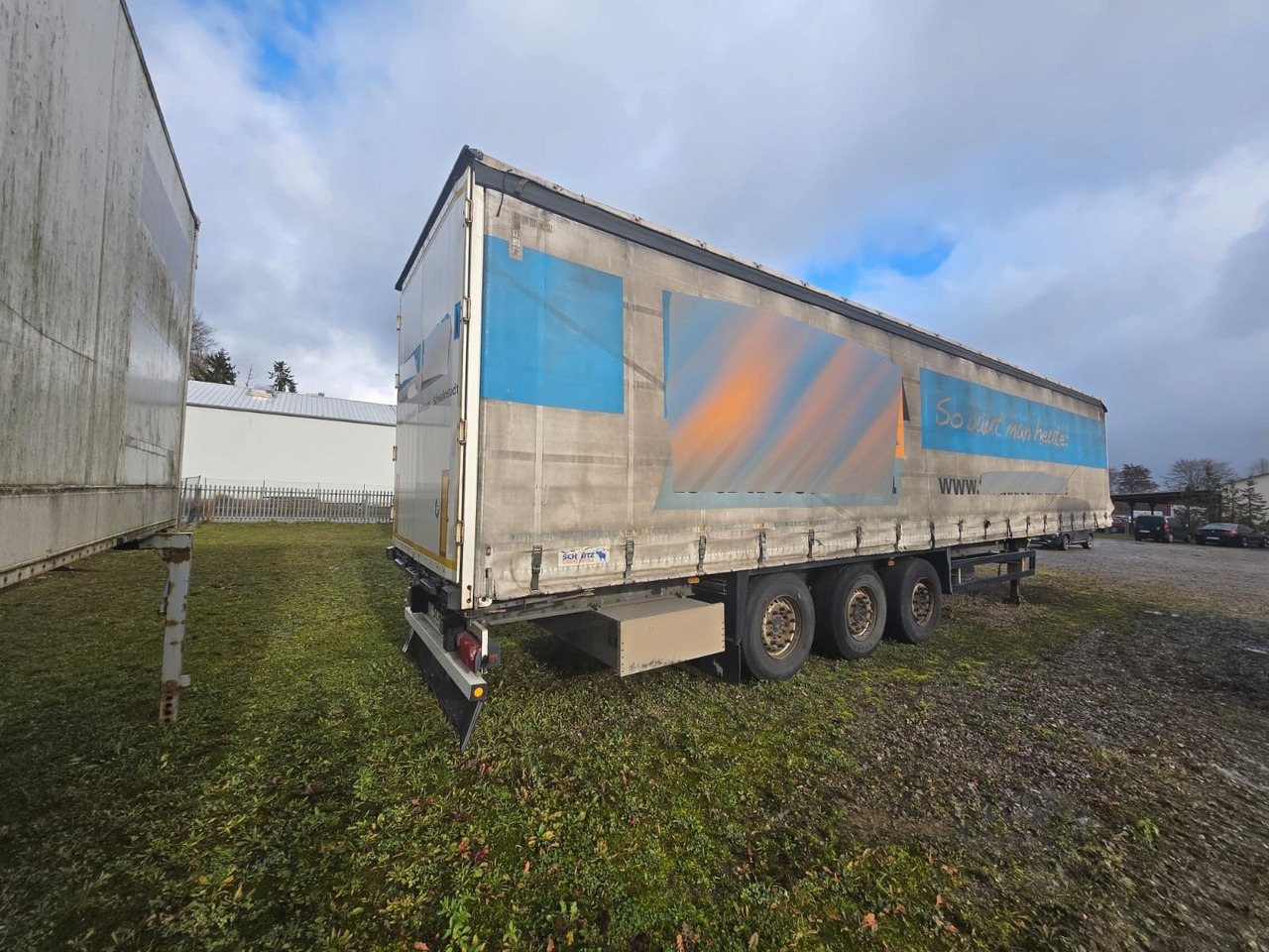 Schmitz Cargobull S01 Pritsche + Plane Auflieger - 커튼사이더 세미 트레일러 : 사진 2 Schmitz Cargobull S01 Pritsche + Plane Auflieger - 커튼사이더 세미 트레일러 : 사진 2