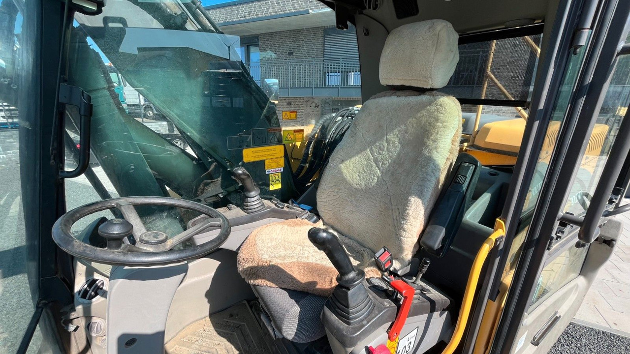 Volvo EW180D 20500 Kg Verstellausleger OilQuick - 휠 굴삭기 : 사진 5 Volvo EW180D 20500 Kg Verstellausleger OilQuick - 휠 굴삭기 : 사진 5