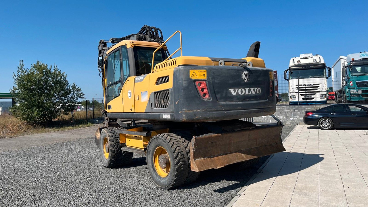 Volvo EW180D 20500 Kg Verstellausleger OilQuick - 휠 굴삭기 : 사진 4 Volvo EW180D 20500 Kg Verstellausleger OilQuick - 휠 굴삭기 : 사진 4