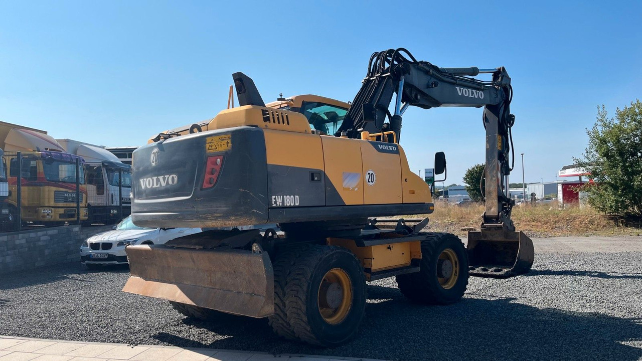 Volvo EW180D 20500 Kg Verstellausleger OilQuick - 휠 굴삭기 : 사진 3 Volvo EW180D 20500 Kg Verstellausleger OilQuick - 휠 굴삭기 : 사진 3