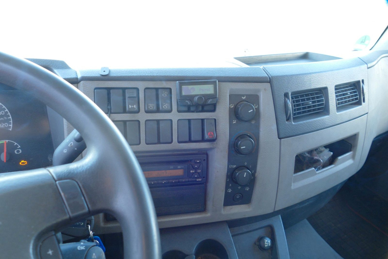Volvo FL 240 PRITSCHE / PLANE + LBW + KLIMA + EURO 5 - 커튼사이더 트럭 : 사진 5 Volvo FL 240 PRITSCHE / PLANE + LBW + KLIMA + EURO 5 - 커튼사이더 트럭 : 사진 5