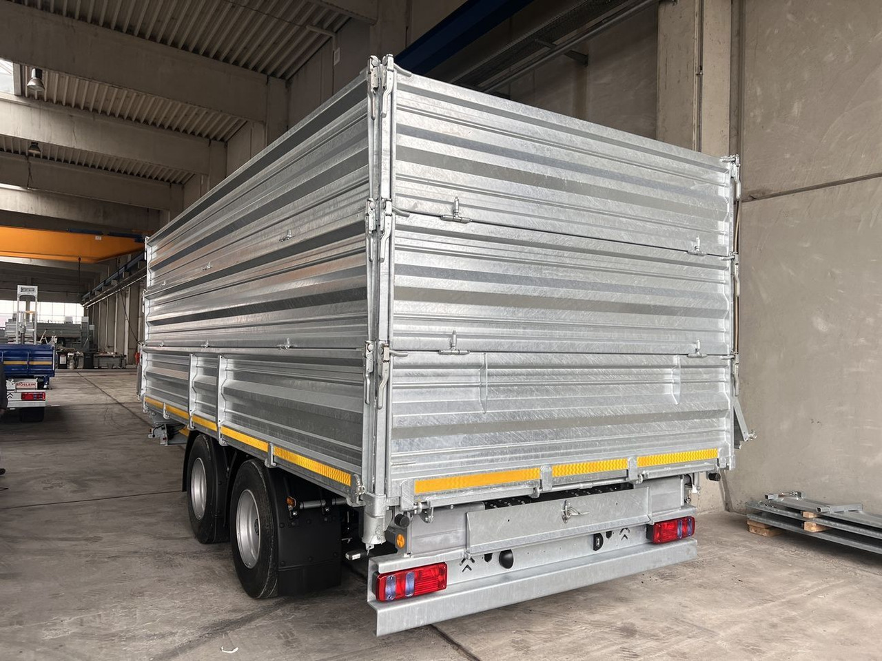 Möslein 19 t Tandem Kipper Tieflader2 x Aufsatzbordwänd - 덤프 트레일러 : 사진 2 Möslein 19 t Tandem Kipper Tieflader2 x Aufsatzbordwänd - 덤프 트레일러 : 사진 2