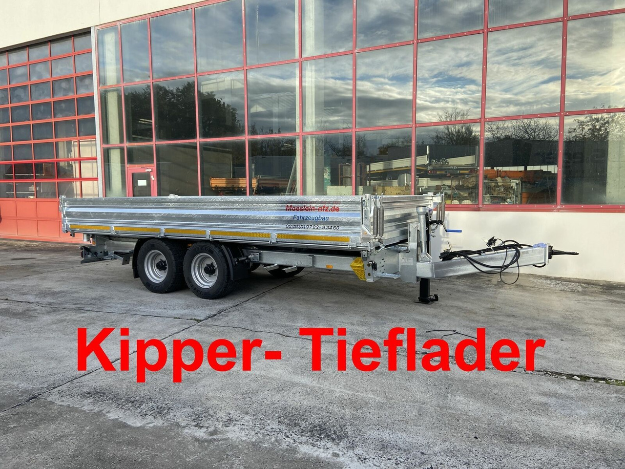 Möslein Kipper Tieflader, Breite Reifen-- Neufahrzeug - - 덤프 트레일러 : 사진 1 Möslein Kipper Tieflader, Breite Reifen-- Neufahrzeug - - 덤프 트레일러 : 사진 1