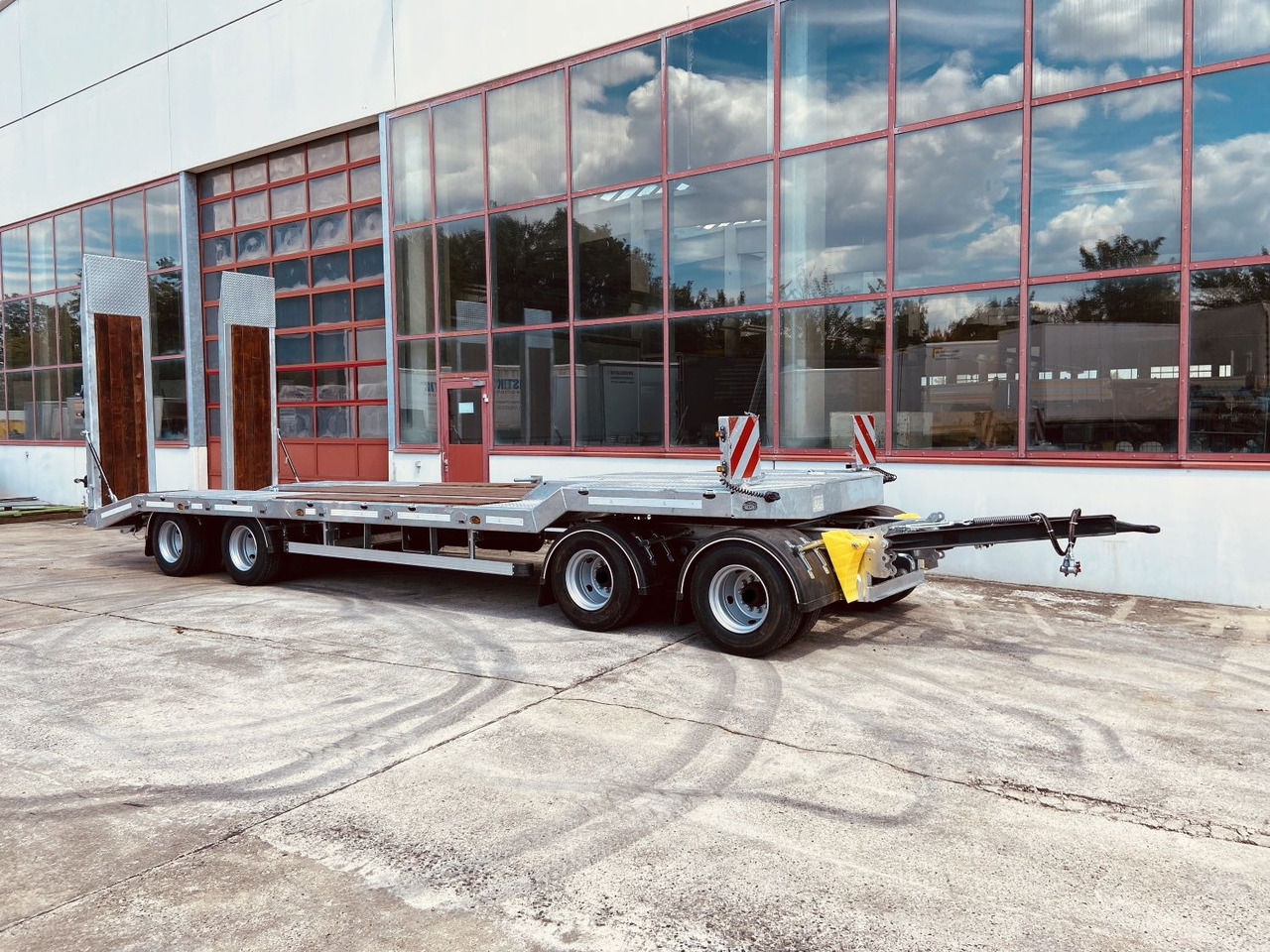 Möslein T 4 VB F 4 Achs Tieflader- Anhänger, Neufahrzeug - 저하대 트레일러 : 사진 4 Möslein T 4 VB F 4 Achs Tieflader- Anhänger, Neufahrzeug - 저하대 트레일러 : 사진 4