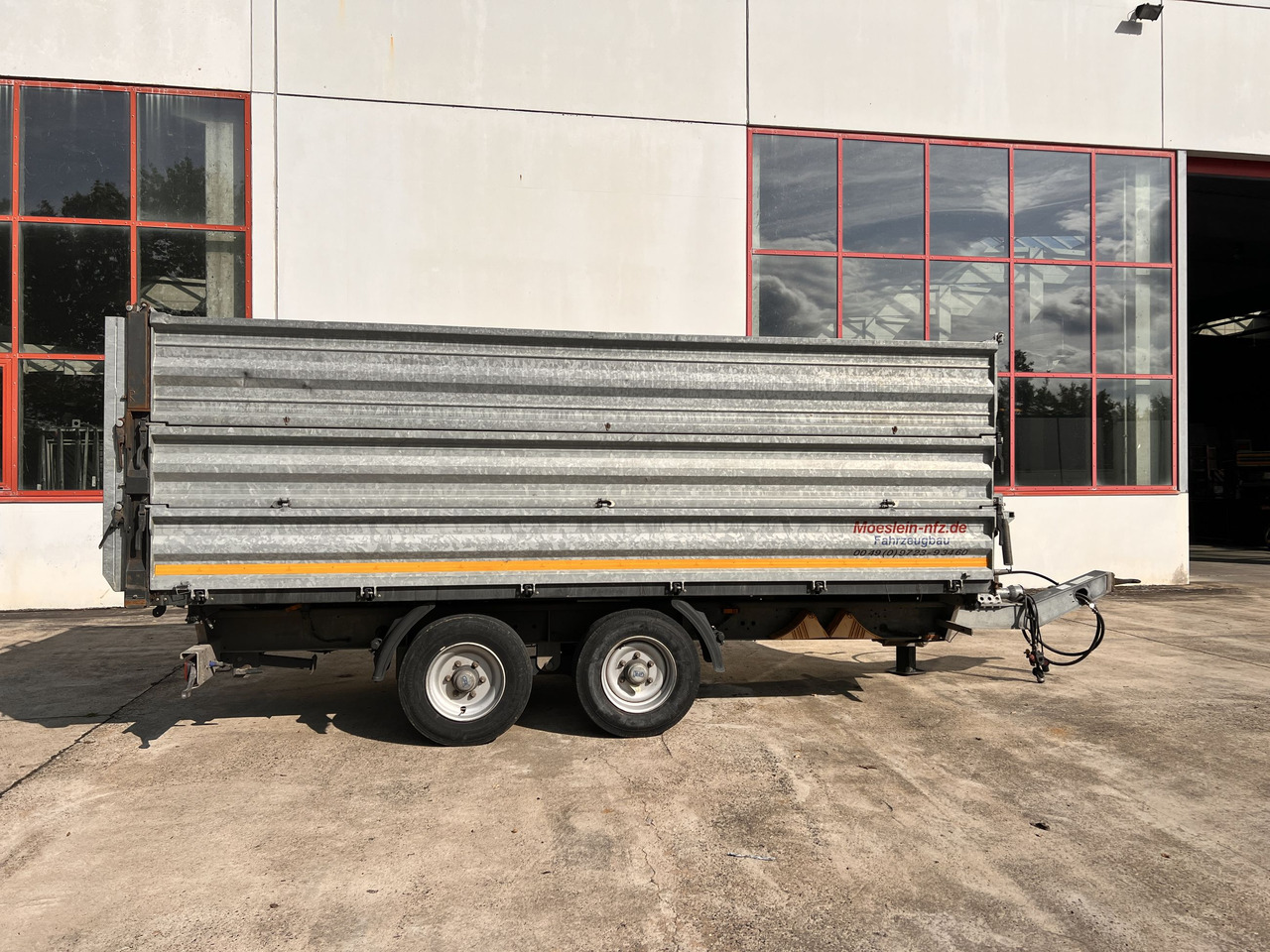 Möslein TDS 13 Schwebheim 13 t Tandemkipper- Tieflader, Aufsatzbordwände - 덤프 트레일러 : 사진 3 Möslein TDS 13 Schwebheim 13 t Tandemkipper- Tieflader, Aufsatzbordwände - 덤프 트레일러 : 사진 3