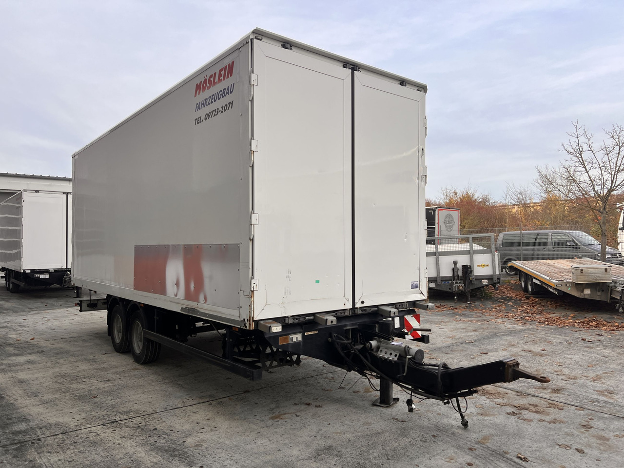 Möslein TKO 105 D Schwebheim Tandem- Koffer- Anhänger, Durchladbar - 밀폐형 박스 트레일러 : 사진 4 Möslein TKO 105 D Schwebheim Tandem- Koffer- Anhänger, Durchladbar - 밀폐형 박스 트레일러 : 사진 4