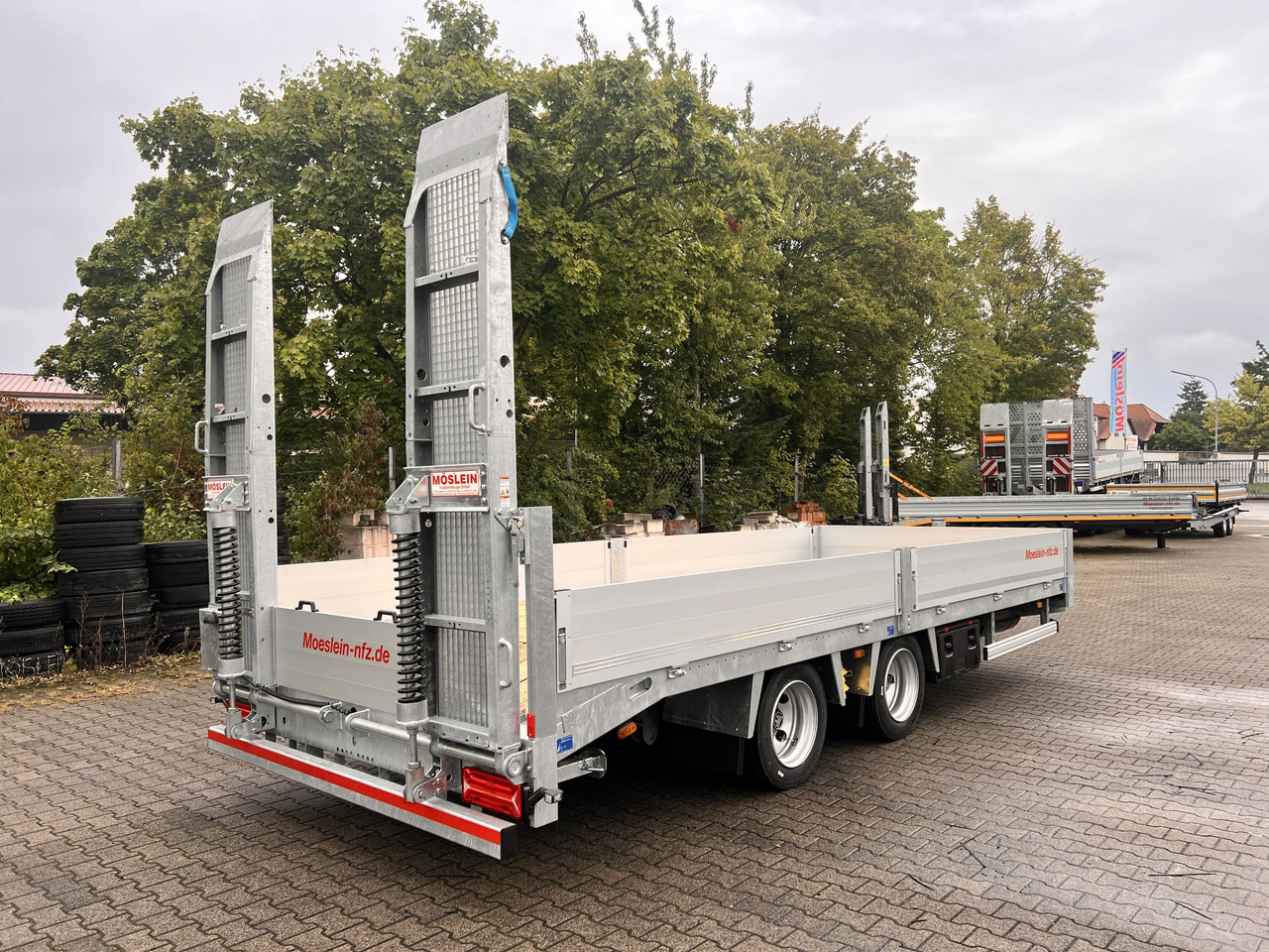 Möslein TT 14 14,4 t TandemtiefladerNeufahrzeug - 저하대 트레일러 : 사진 3 Möslein TT 14 14,4 t TandemtiefladerNeufahrzeug - 저하대 트레일러 : 사진 3