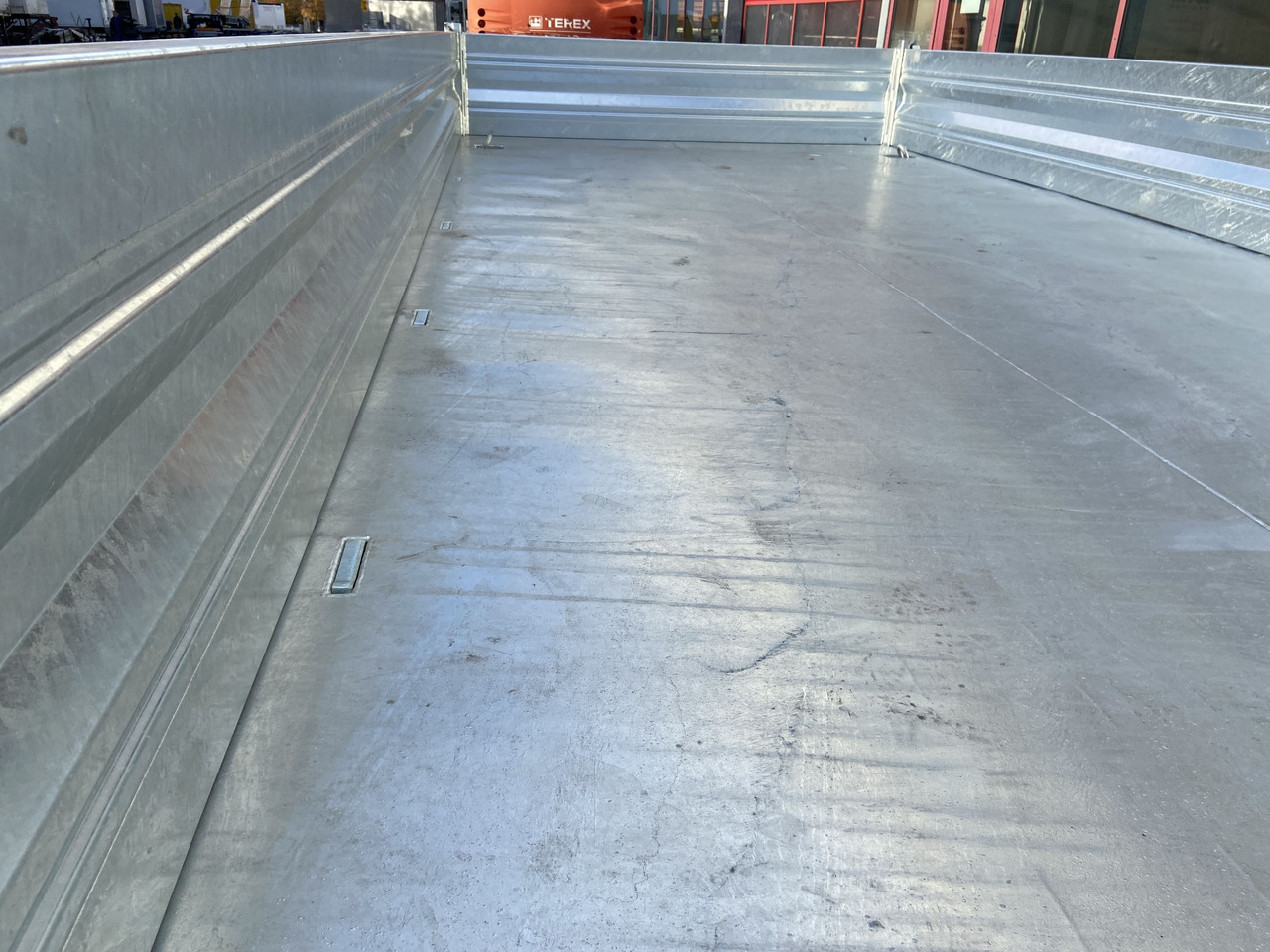 Möslein TTD 11 Breite Reifen 5,70 lang Kipper Tieflader, Breite Reifen, 5,70 m lang-- Neufahrzeug -- - 덤프 트레일러 : 사진 2 Möslein TTD 11 Breite Reifen 5,70 lang Kipper Tieflader, Breite Reifen, 5,70 m lang-- Neufahrzeug -- - 덤프 트레일러 : 사진 2