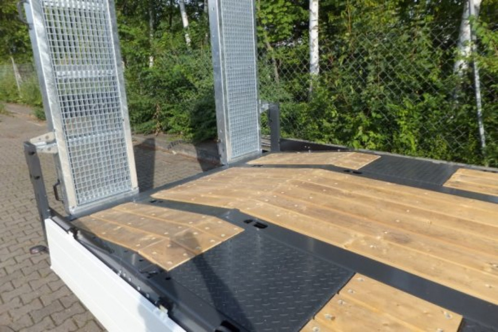 Möslein TTT 13- 5,2 Weiß Neuer Tandemtieflader 13 t GG - 저하대 트레일러 : 사진 2 Möslein TTT 13- 5,2 Weiß Neuer Tandemtieflader 13 t GG - 저하대 트레일러 : 사진 2