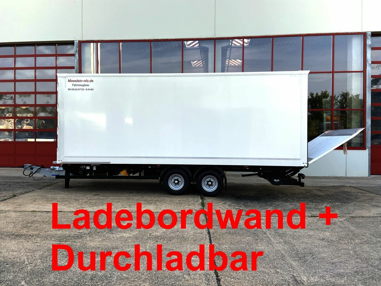 Möslein Tandem Koffer, Ladebordwand 1,5 t + Durchladbar - 밀폐형 박스 트레일러 : 사진 1 Möslein Tandem Koffer, Ladebordwand 1,5 t + Durchladbar - 밀폐형 박스 트레일러 : 사진 1