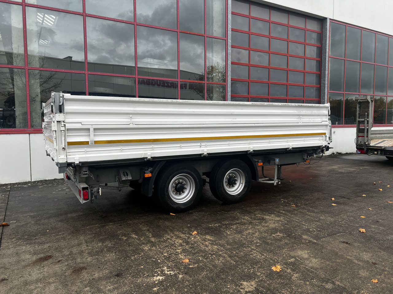 Schmid Fahrzeugbau DK 135 AR 13,5 t Tandemkipper mit Aufsatzbordwänden - 덤프 트레일러 : 사진 2 Schmid Fahrzeugbau DK 135 AR 13,5 t Tandemkipper mit Aufsatzbordwänden - 덤프 트레일러 : 사진 2