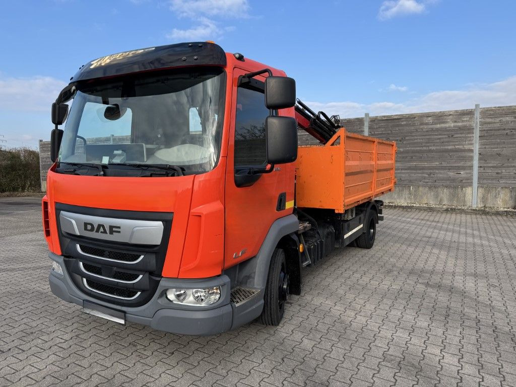 DAF FA LF 180 8t / Abrollkipper, Ladekran Containe - 후크 리프트 트럭, 크레인 트럭 : 사진 2 DAF FA LF 180 8t / Abrollkipper, Ladekran Containe - 후크 리프트 트럭, 크레인 트럭 : 사진 2