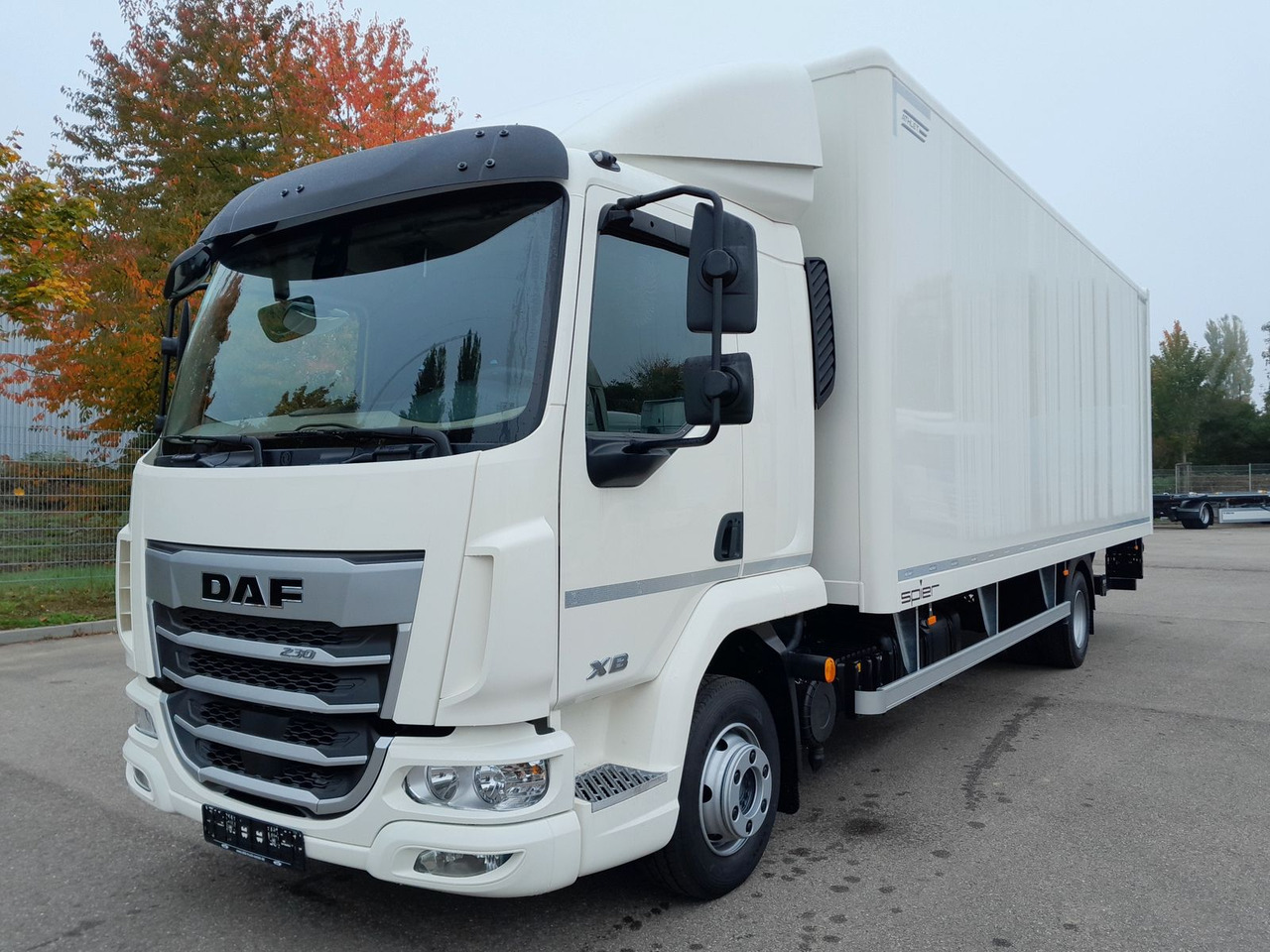 DAF FA XB 230 12t - 박스 트럭 : 사진 1 DAF FA XB 230 12t - 박스 트럭 : 사진 1