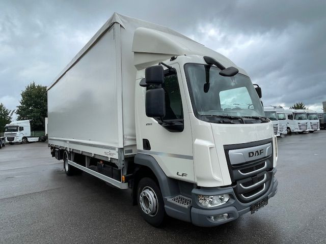DAF LF 230 FA 12t Spier Pritsche Plane LBW - 커튼사이더 트럭 : 사진 2 DAF LF 230 FA 12t Spier Pritsche Plane LBW - 커튼사이더 트럭 : 사진 2