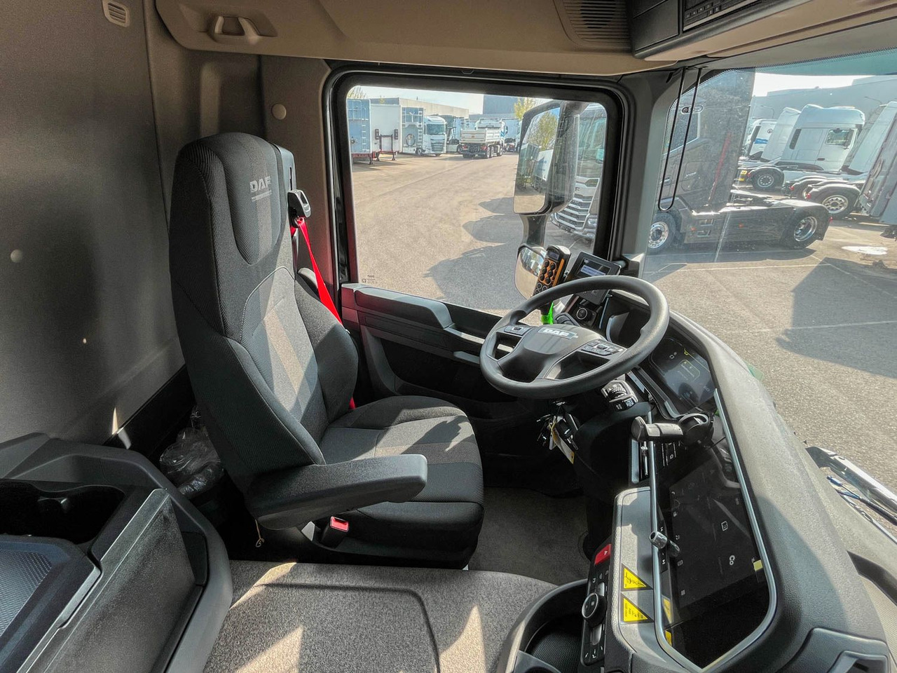 리스 DAF XD 410 FA Absetzkipper DAF XD 410 FA Absetzkipper DAF XD 410 FA Absetzkipper DAF XD 410 FA Absetzkipper : 사진 17