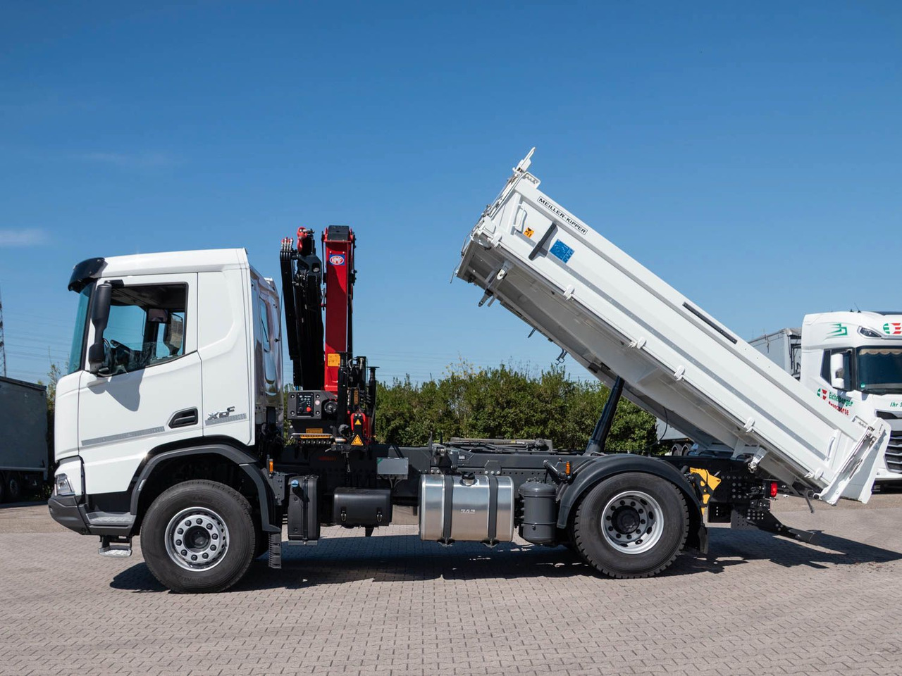 DAF XDC 370 FA Meiller Krankipper HMF DAF XDC 370 FA Meiller Krankipper HMF - 덤프트럭 : 사진 3 DAF XDC 370 FA Meiller Krankipper HMF DAF XDC 370 FA Meiller Krankipper HMF - 덤프트럭 : 사진 3