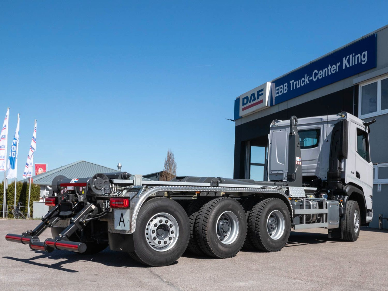 DAF XF 530 FAW mit VDL Abrollkipper DAF XF 530 FAW mit VDL Abrollkipper - 후크 리프트 트럭 : 사진 3 DAF XF 530 FAW mit VDL Abrollkipper DAF XF 530 FAW mit VDL Abrollkipper - 후크 리프트 트럭 : 사진 3