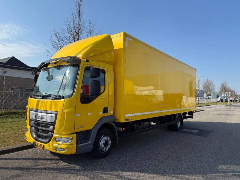 DAF LF 210 2017 only 300.000 km - 박스 트럭 : 사진 1 DAF LF 210 2017 only 300.000 km - 박스 트럭 : 사진 1