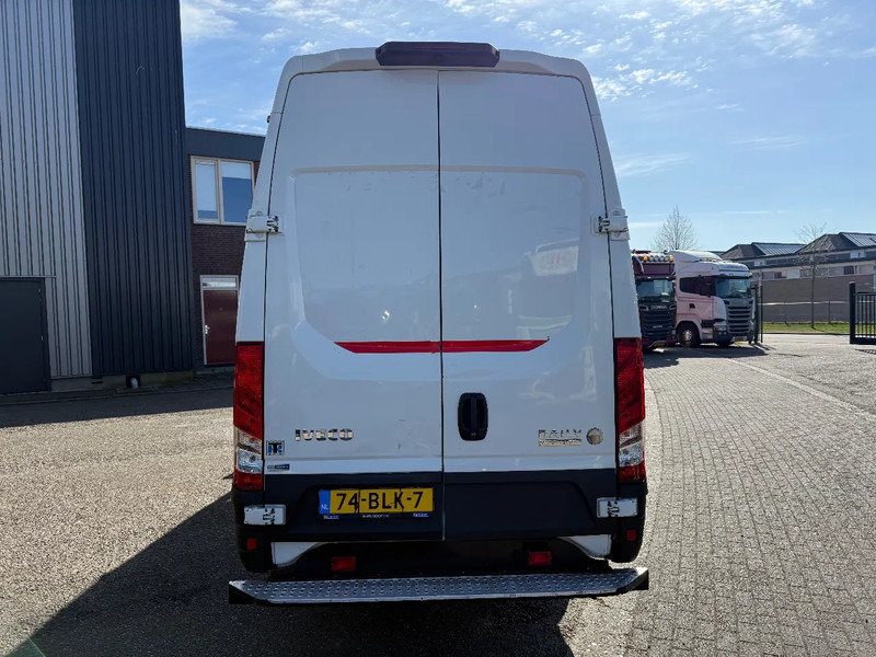 Iveco Daily 70 70c180 - 냉동 밴 : 사진 5 Iveco Daily 70 70c180 - 냉동 밴 : 사진 5