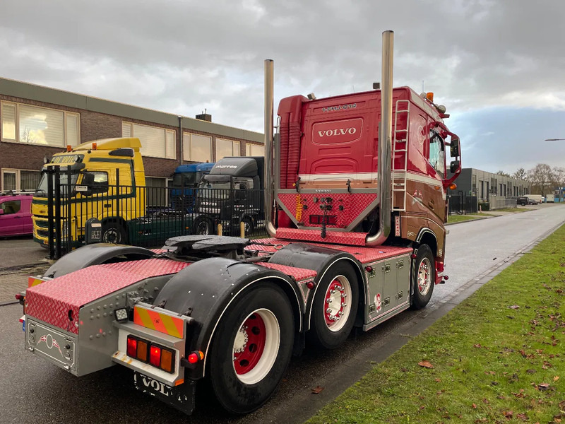Volvo FH 500 SHOWTRUCK EURO 6 - 트랙터 유닛 : 사진 4 Volvo FH 500 SHOWTRUCK EURO 6 - 트랙터 유닛 : 사진 4