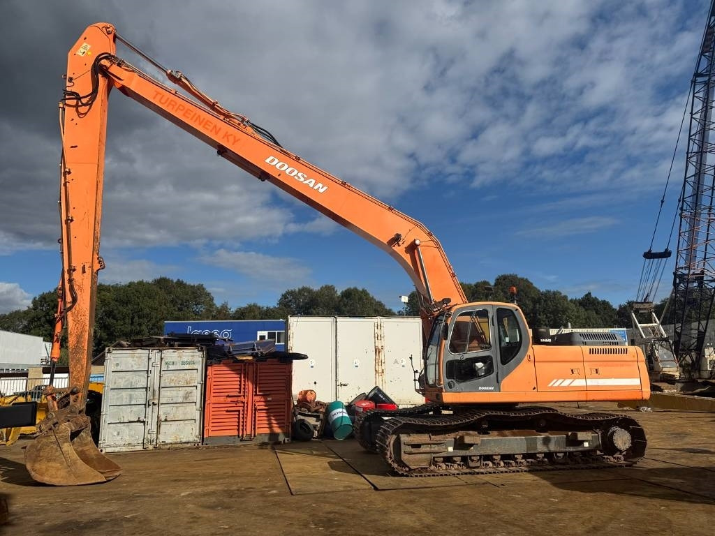 Doosan DX 300 LC ( 4.690 original hours 18M long reach ) - 굴착기 : 사진 2 Doosan DX 300 LC ( 4.690 original hours 18M long reach ) - 굴착기 : 사진 2