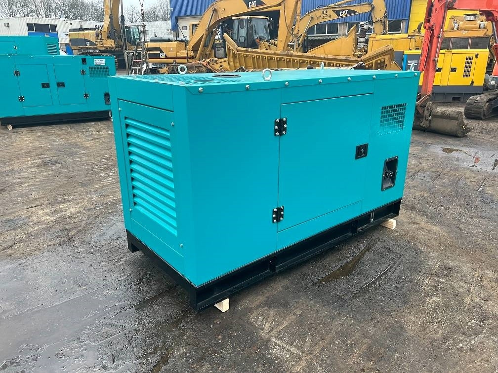 Ricardo 20KVA 16KW SILENT GENERATOR 3 PHASE 50HZ 400V NEW - 발전기 세트 : 사진 4 Ricardo 20KVA 16KW SILENT GENERATOR 3 PHASE 50HZ 400V NEW - 발전기 세트 : 사진 4