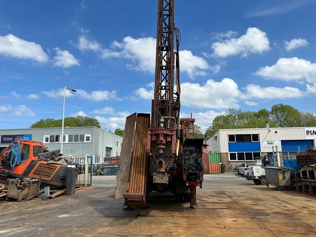 Sisu 12E480 6X6 WATER WELL DRILL ATLAS COPCO XRV410 (50 - 드릴링 리그 : 사진 4 Sisu 12E480 6X6 WATER WELL DRILL ATLAS COPCO XRV410 (50 - 드릴링 리그 : 사진 4