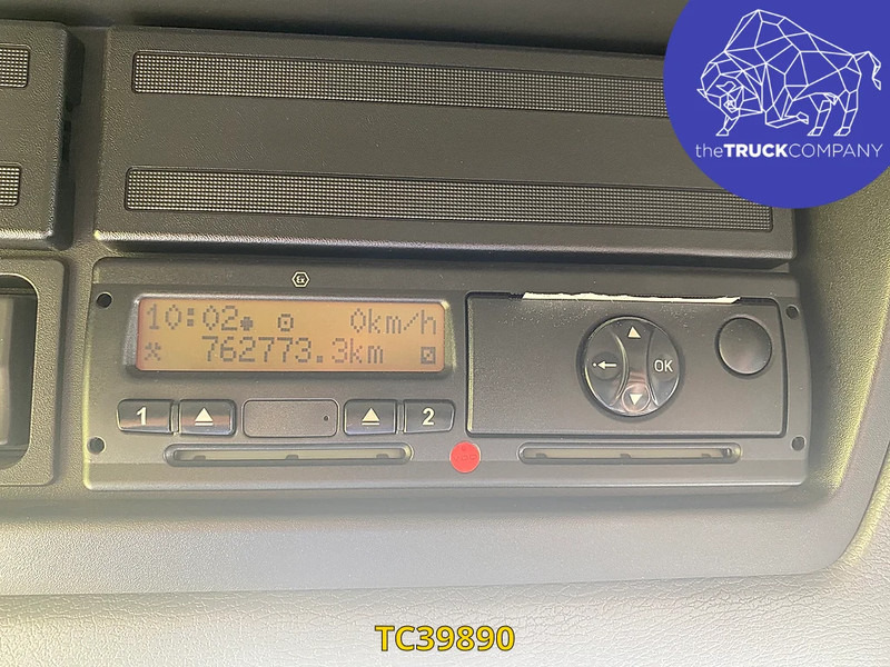 DAF LF 55 220 - 커튼사이더 트럭 : 사진 2 DAF LF 55 220 - 커튼사이더 트럭 : 사진 2