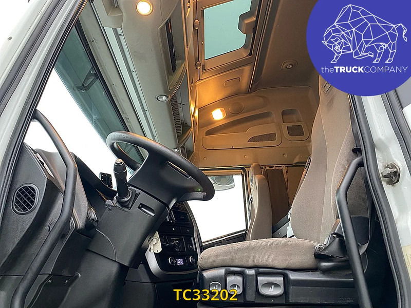 커튼사이더 트럭 Iveco Stralis 420 : 사진 20