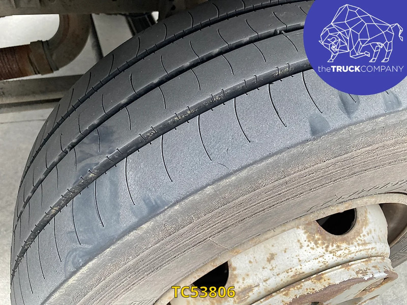 MAN L 2000 12.220 - 유조트럭 : 사진 3 MAN L 2000 12.220 - 유조트럭 : 사진 3