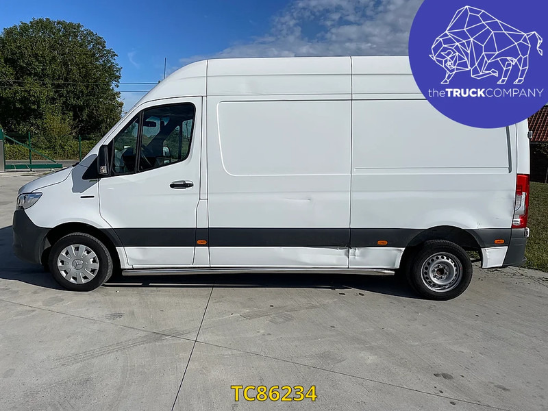 Mercedes-Benz E-Sprinter L2H2 41kWh - 패널 밴, 전기 밴 : 사진 2 Mercedes-Benz E-Sprinter L2H2 41kWh - 패널 밴, 전기 밴 : 사진 2