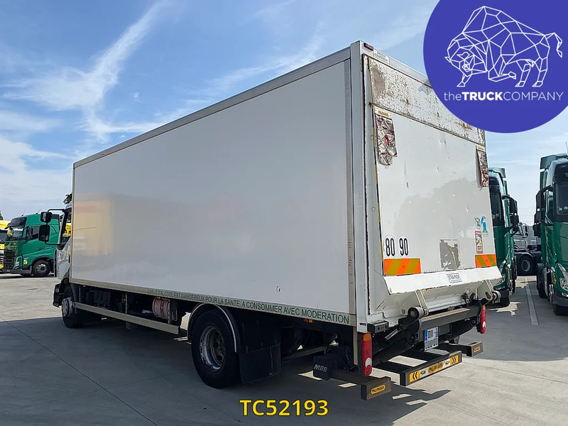 Renault D 210 - 박스 트럭 : 사진 2 Renault D 210 - 박스 트럭 : 사진 2