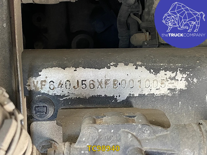 Renault D 240 - 박스 트럭 : 사진 3 Renault D 240 - 박스 트럭 : 사진 3