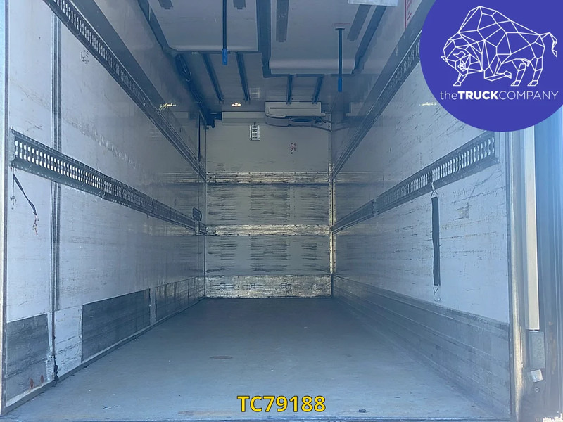 Volvo FM 330 - 냉동탑차 : 사진 3 Volvo FM 330 - 냉동탑차 : 사진 3