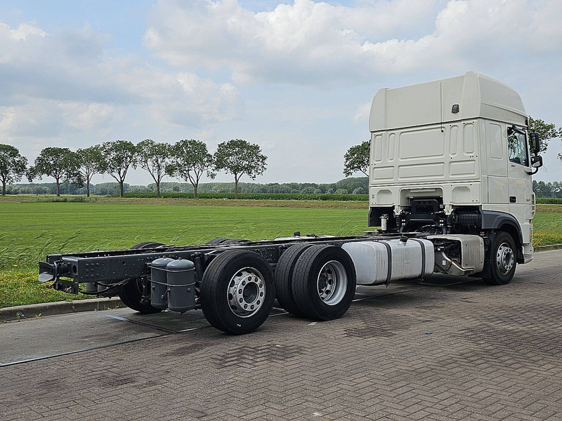 DAF XF 480 SSC 6X2 FAR INTARDER - 캡 새시 트럭 : 사진 3 DAF XF 480 SSC 6X2 FAR INTARDER - 캡 새시 트럭 : 사진 3