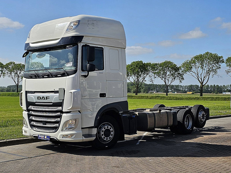 DAF XF 480 SSC 6X2 FAR INTARDER - 캡 새시 트럭 : 사진 2 DAF XF 480 SSC 6X2 FAR INTARDER - 캡 새시 트럭 : 사진 2
