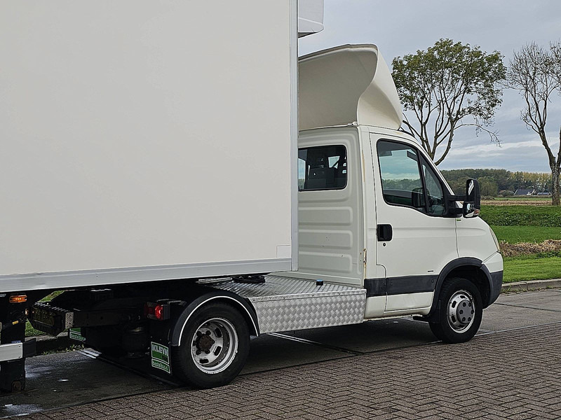 Iveco Daily 40C18 - 냉동 밴 : 사진 3 Iveco Daily 40C18 - 냉동 밴 : 사진 3