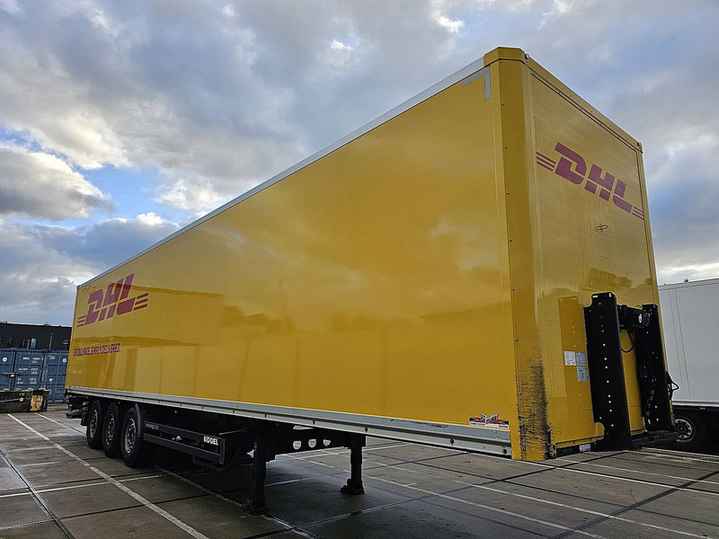 Kögel SKH24 LIFT AXLE TAILLIFT - 밀폐형 박스 세미 트레일러 : 사진 3 Kögel SKH24 LIFT AXLE TAILLIFT - 밀폐형 박스 세미 트레일러 : 사진 3