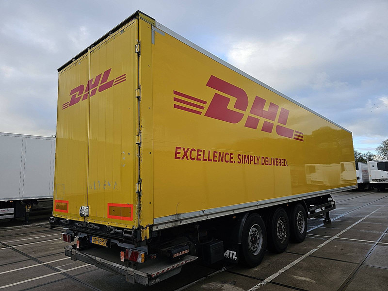 Kögel SKH24 LIFT AXLE TAILLIFT - 밀폐형 박스 세미 트레일러 : 사진 2 Kögel SKH24 LIFT AXLE TAILLIFT - 밀폐형 박스 세미 트레일러 : 사진 2