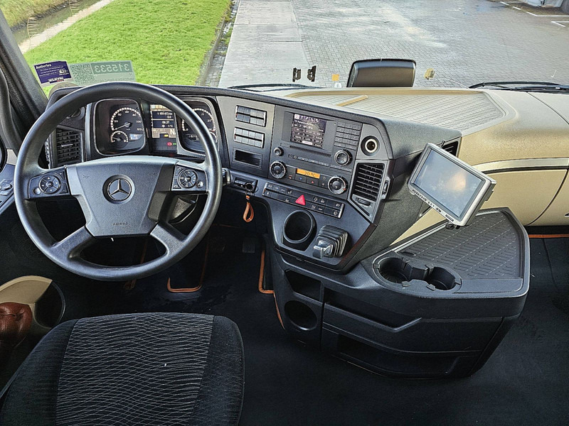 Interior photo 1: 트랙터 유닛 Mercedes-Benz ACTROS 2545 LS 6X2 RETARDER  BIGSP.