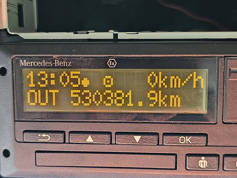 트랙터 유닛 Mercedes-Benz ACTROS 2663 LS 6X4 RETARDER BIGSP. : 사진 9