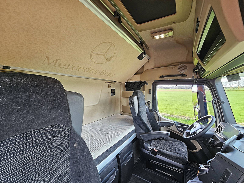 트랙터 유닛 Mercedes-Benz ACTROS 2663 LS 6X4 RETARDER BIGSP. : 사진 15